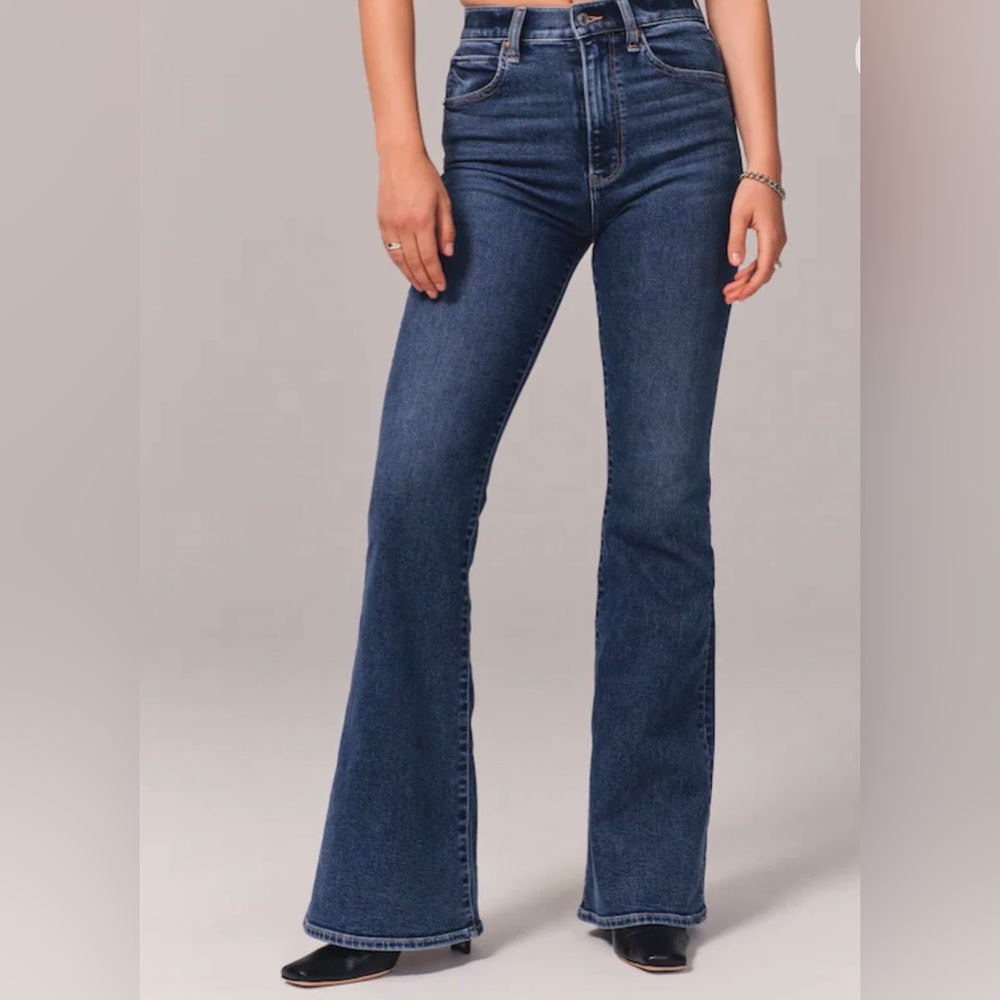 Abercrombie & Fitch Ultra High Rise Stretch Flare Jean